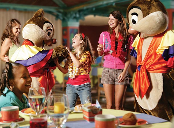 Disney Character Meals | Disneyland Paris | Magic Breaks
